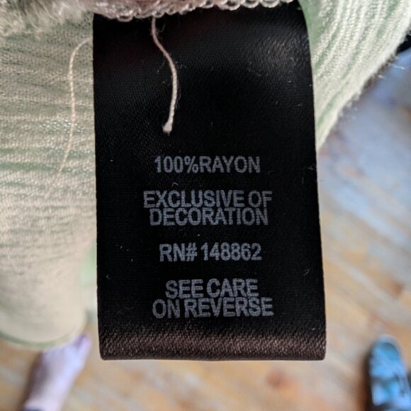 Torrid flowy top - Picture 3 of 3